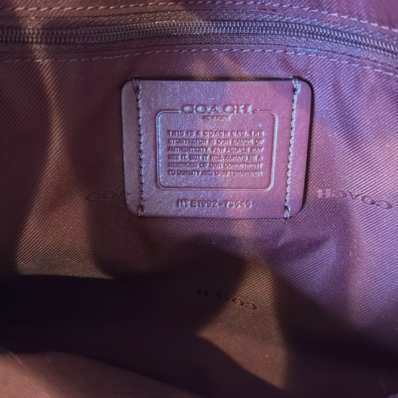 Coach Dalton 31 Bag - Picture 7 of 9